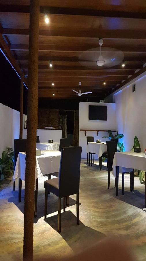 Alesara Guest House Thoddoo Extérieur photo